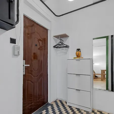 Go Apartment *